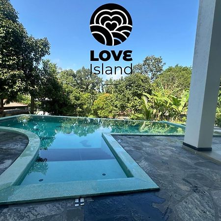 Love Island Ґалле Екстер'єр фото
